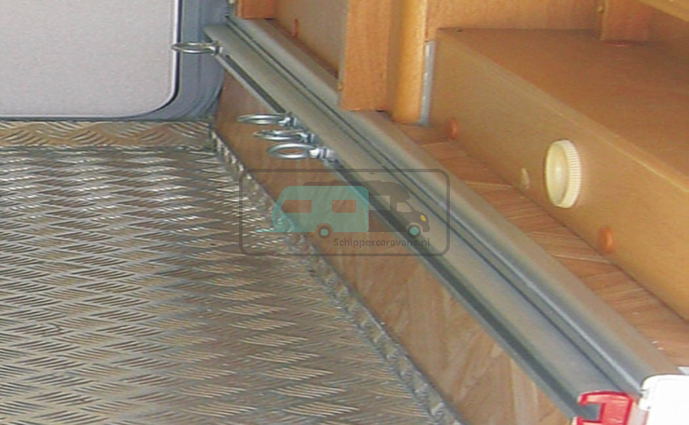 Fiamma Garage Bars 2st. incl.4 ogen