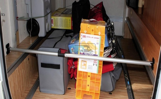 [OCS_A0000033] Fiamma Luggage Bar